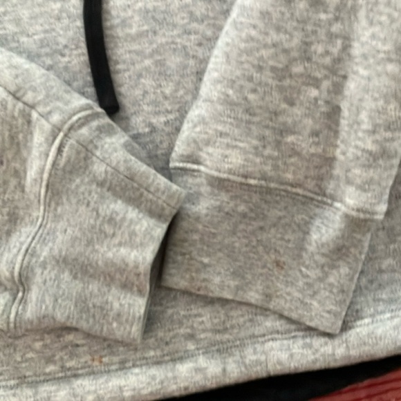Dylan xl Heather Gray Cropped fleece lined Sweater with Hood and side zips - Picture 14 of 16